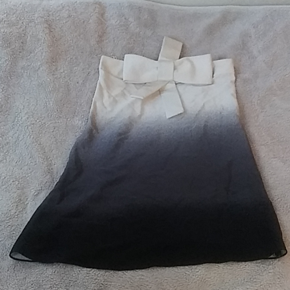 Mini dress or could be a top jay Godfrey